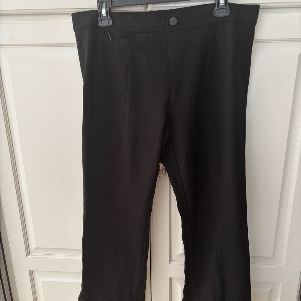 Blue Earth black stretch pull‎ on  Pants